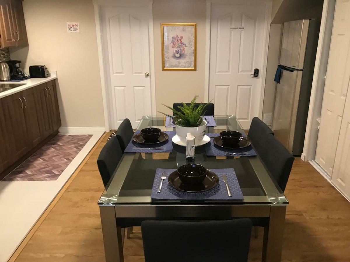 Self Check-In Spacious Apartment With Full Kitchen أوتاوا المظهر الخارجي الصورة