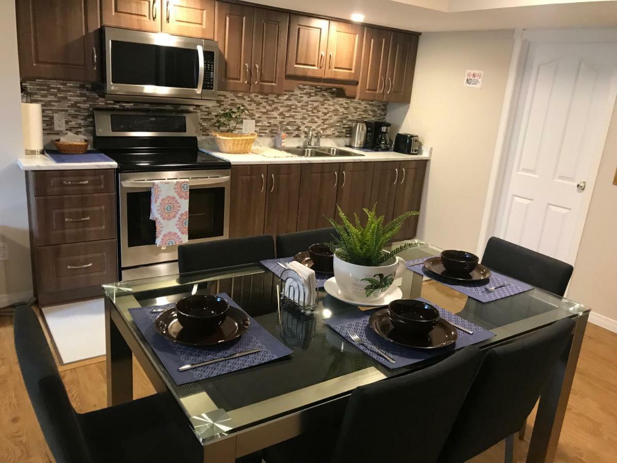 Self Check-In Spacious Apartment With Full Kitchen أوتاوا المظهر الخارجي الصورة