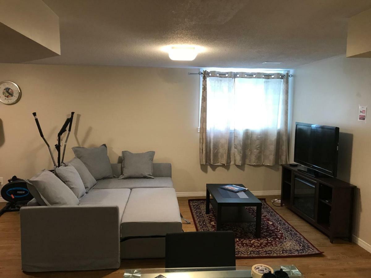 Self Check-In Spacious Apartment With Full Kitchen أوتاوا المظهر الخارجي الصورة